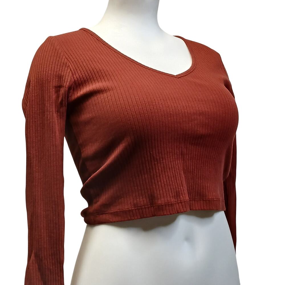 Topshop Womens Size 8 Rust Orange Ribbed V-Neck Long Sleeve Crop Top Shirt
